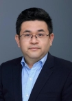 穿着西装笔挺的男子

AI 生成的内容可能不正确。